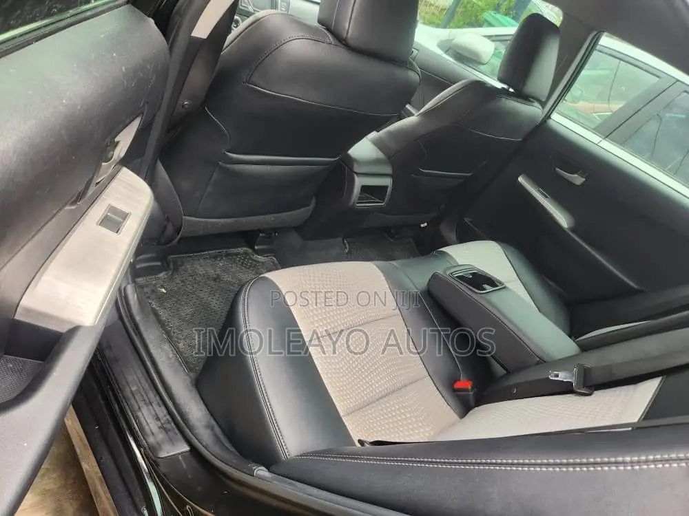 Toyota Camry SE 4dr Sedan (2.5L 4cyl 6A) 2013 Black