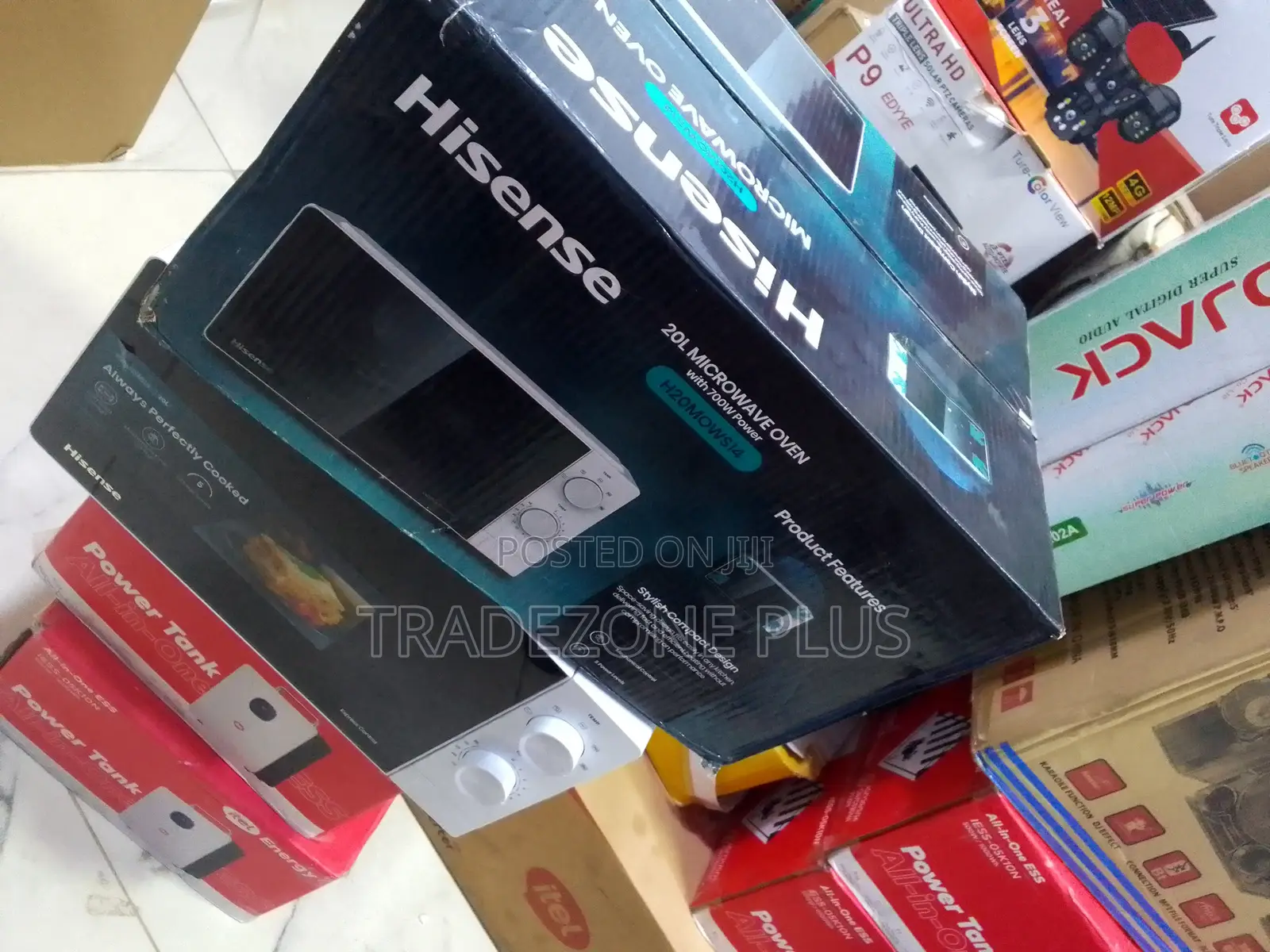 Find Great Value in This Hisense Manual Microwave