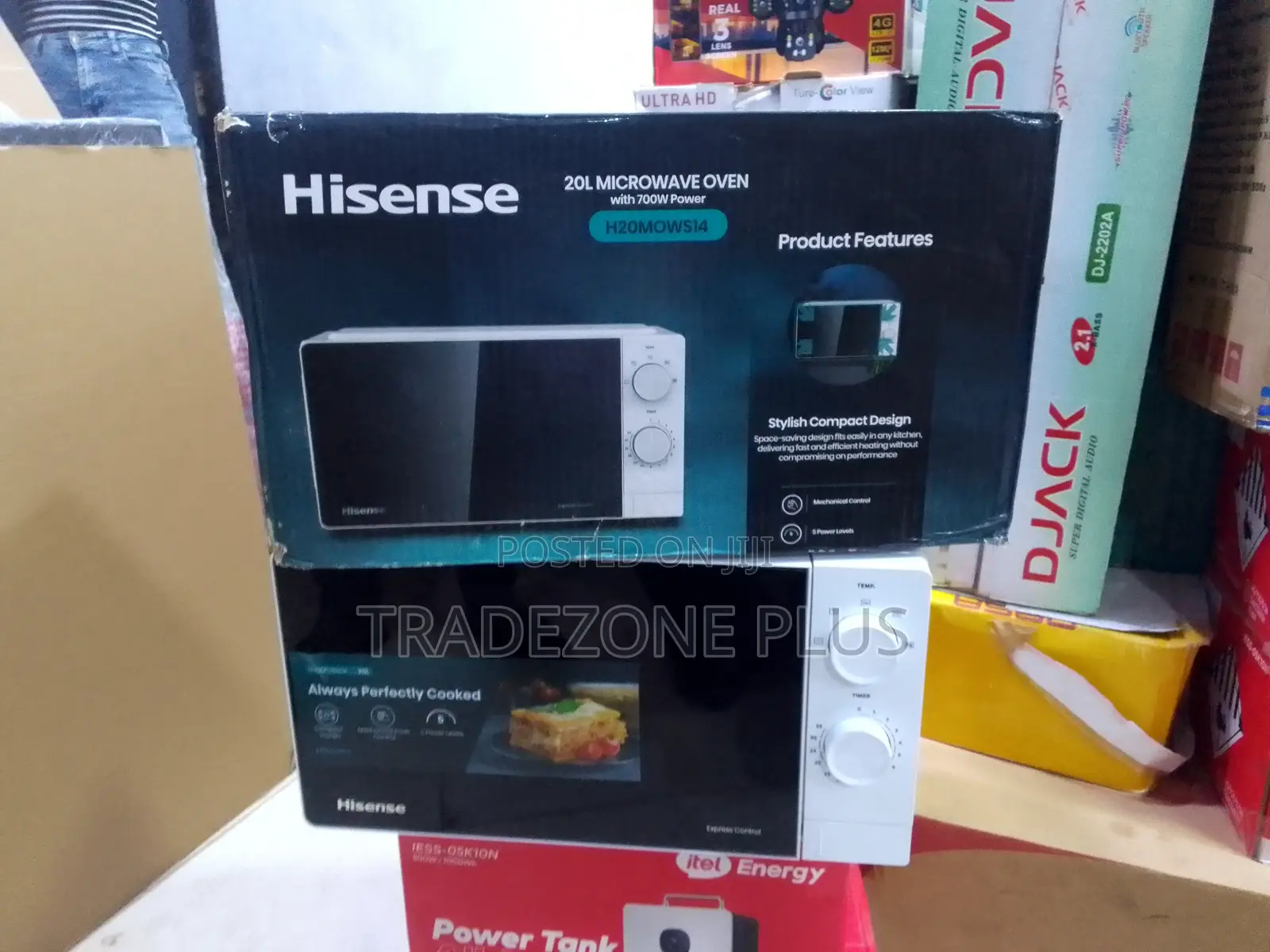 Hisense Microwave Oven for Apartments and Family Kitchens