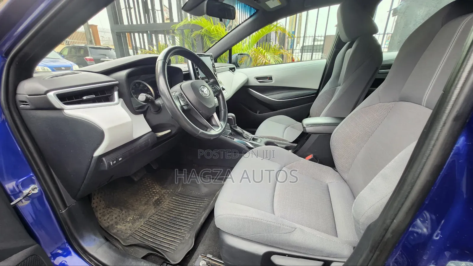 Toyota Corolla SE 2022 Blue