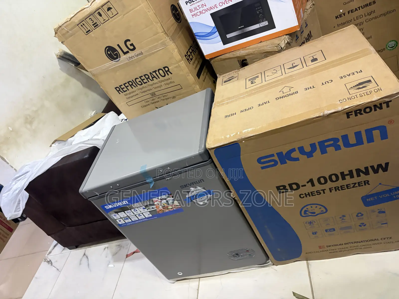 Skyrun 100L Chest Freezer for Kitchen Storage