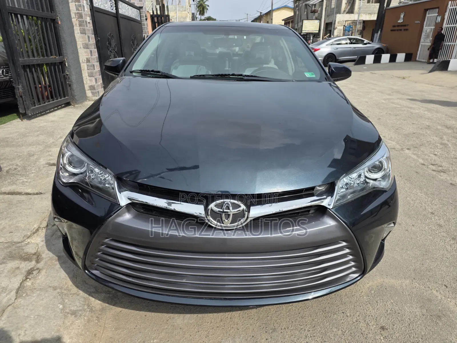 Toyota Camry XLE 4dr Sedan (3.5L 6cyl 6A) 2015 Black