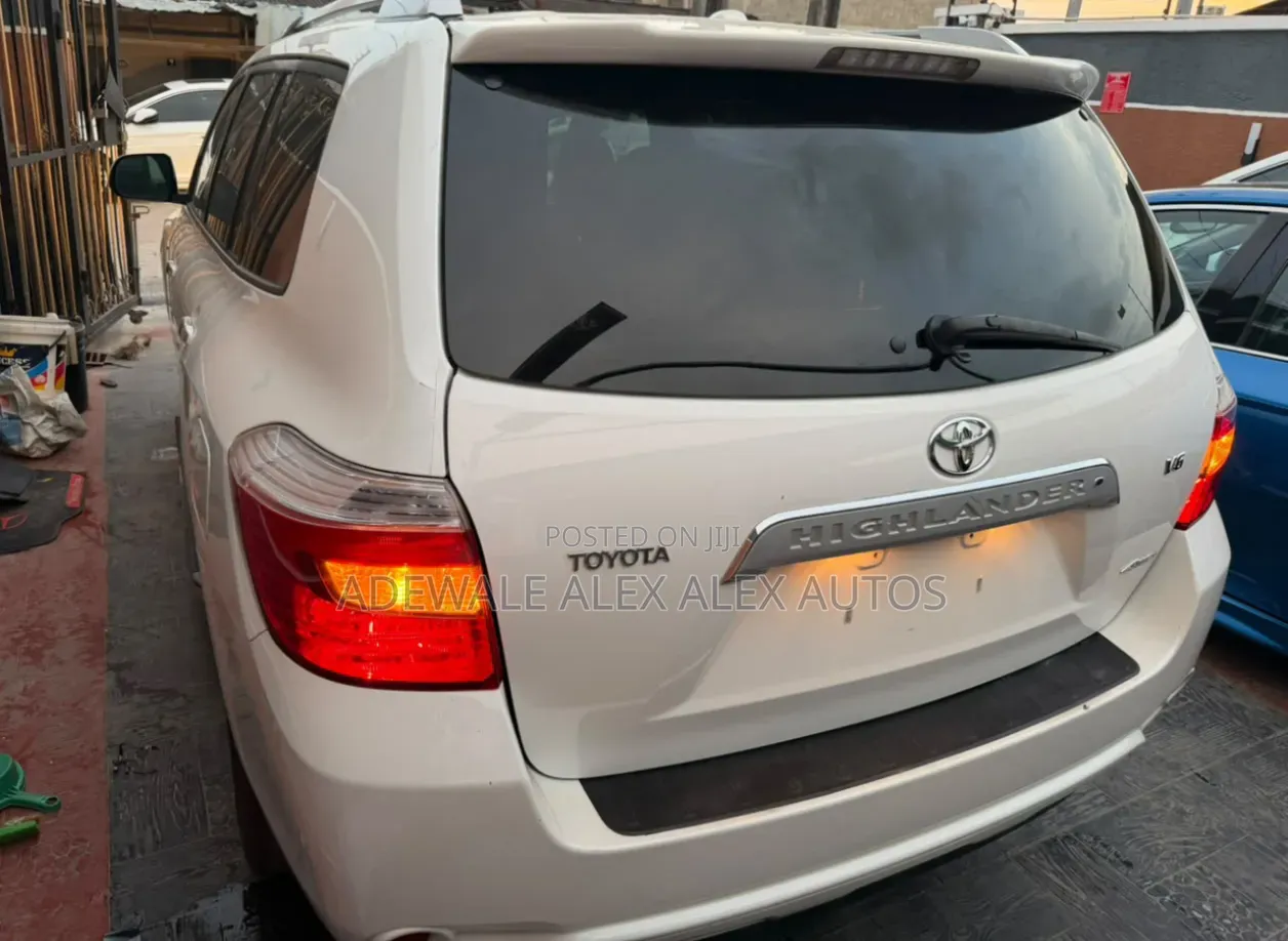 Toyota Highlander 2009 White