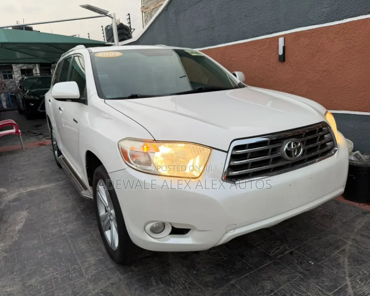 Toyota Highlander 2009 White