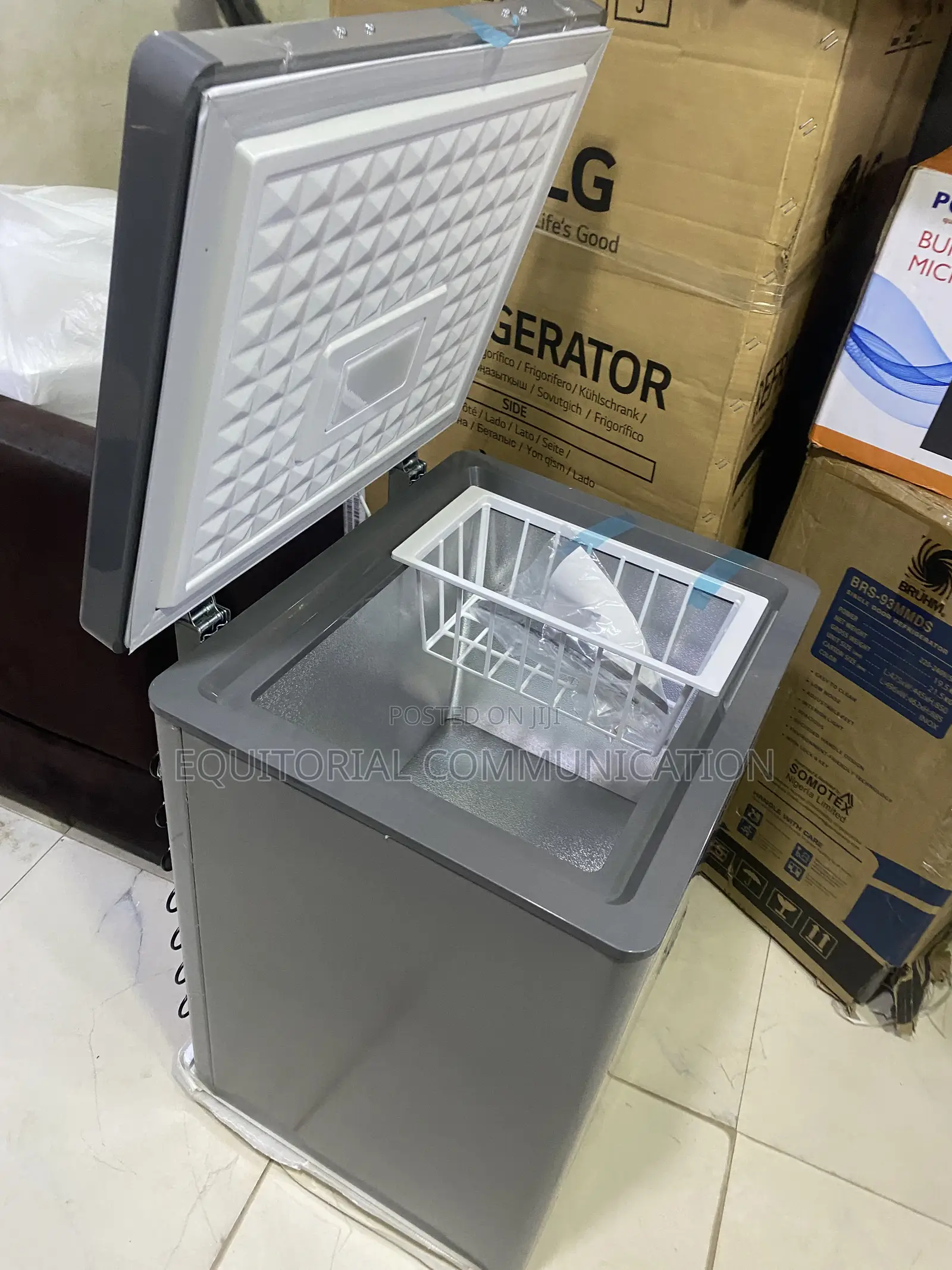Skyrun Compact Chest Freezer BD-100HNW 100L Capacity