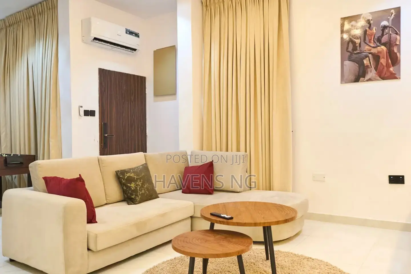 Luxury 1-Bedroom Apartment With Swimming Pool