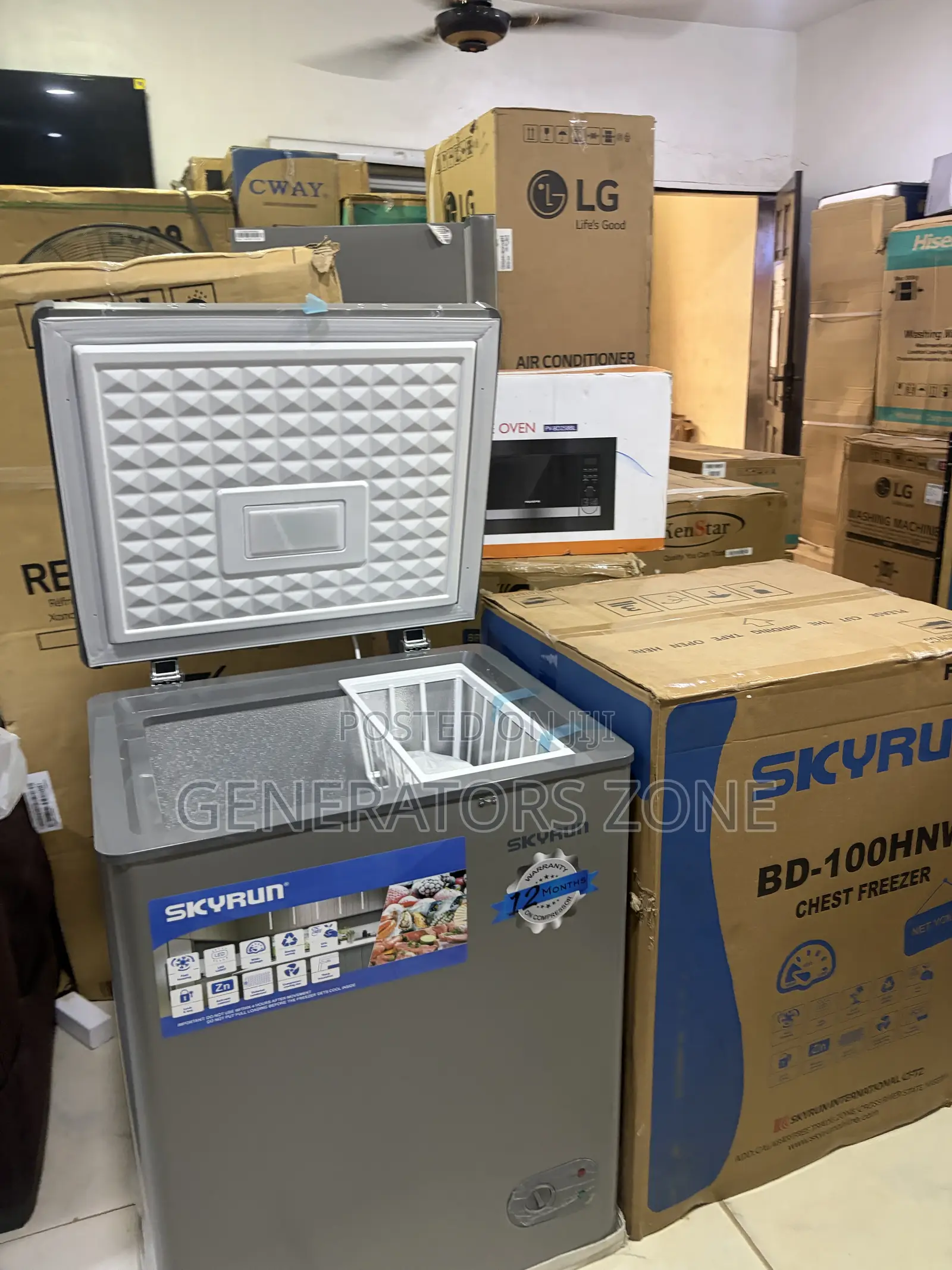 Skyrun BD-100HW Chest Freezer for Daily Needs