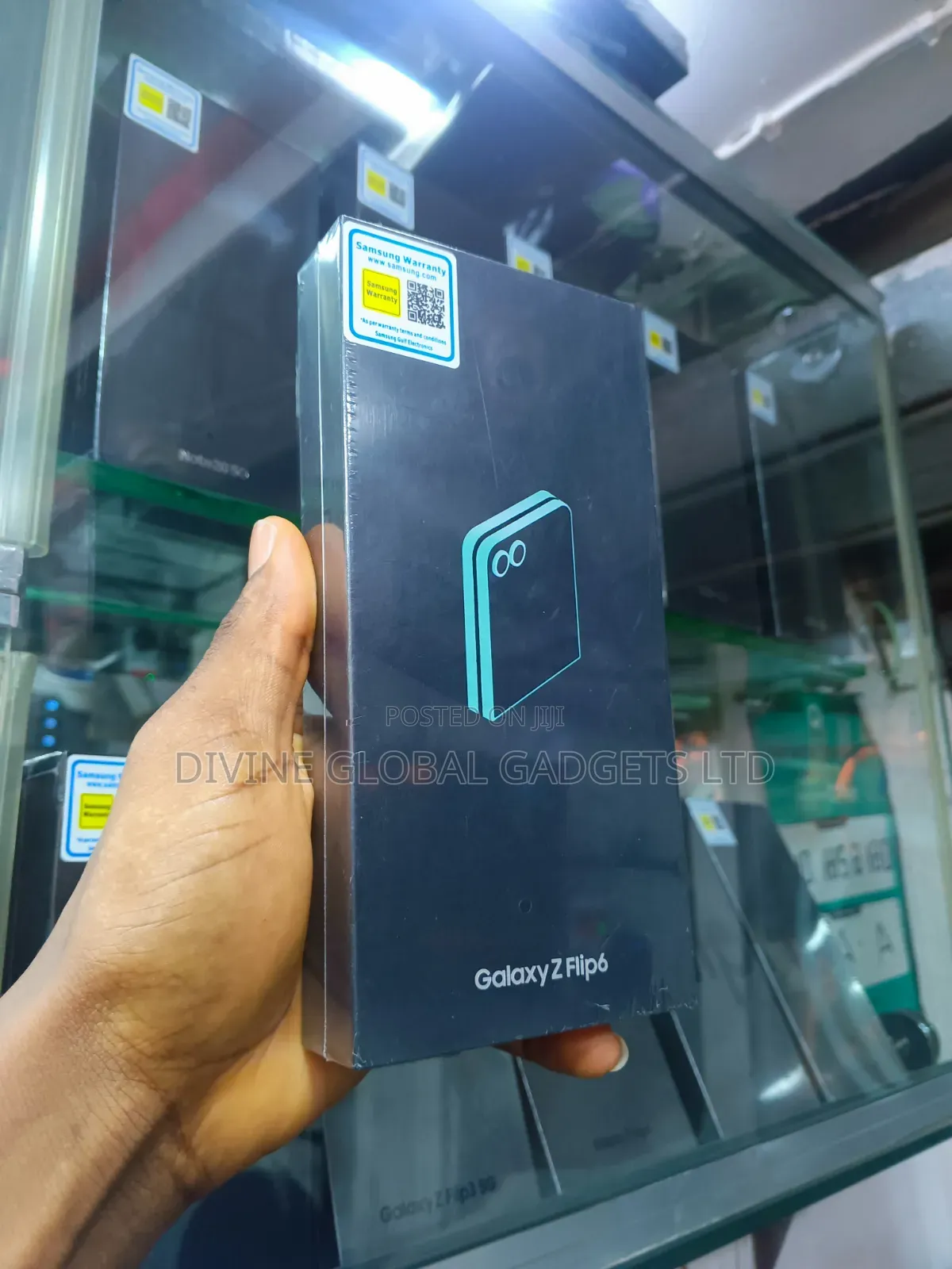 New Samsung Galaxy Z Flip6 256 GB Green