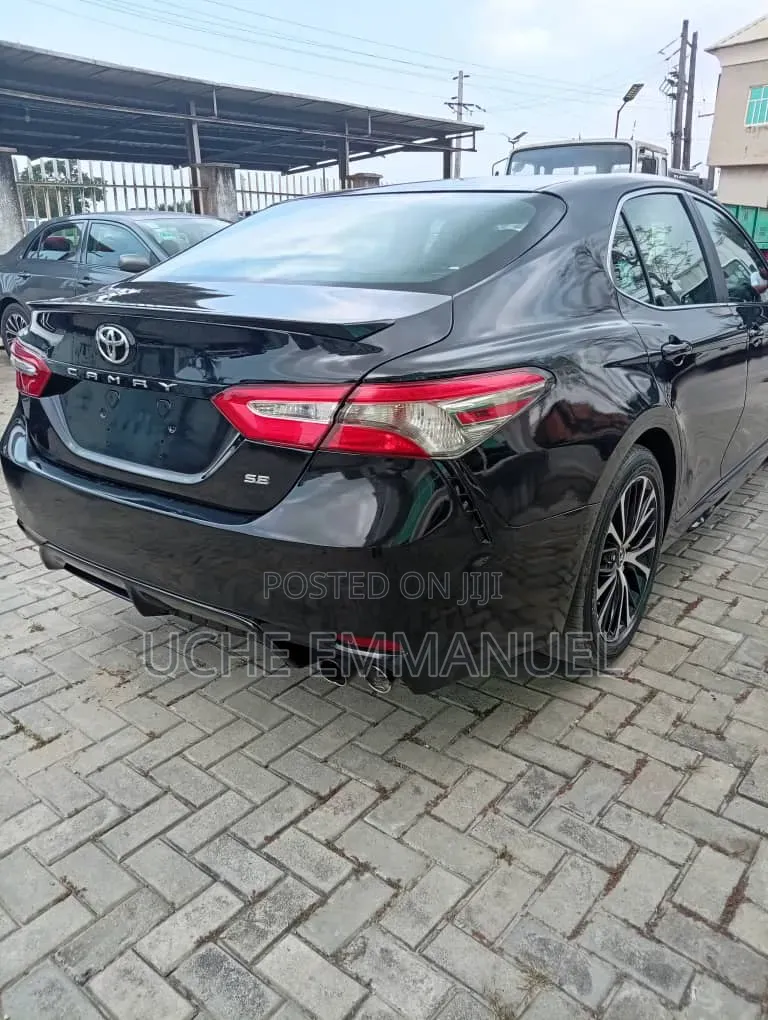 Toyota Camry 2019 Black