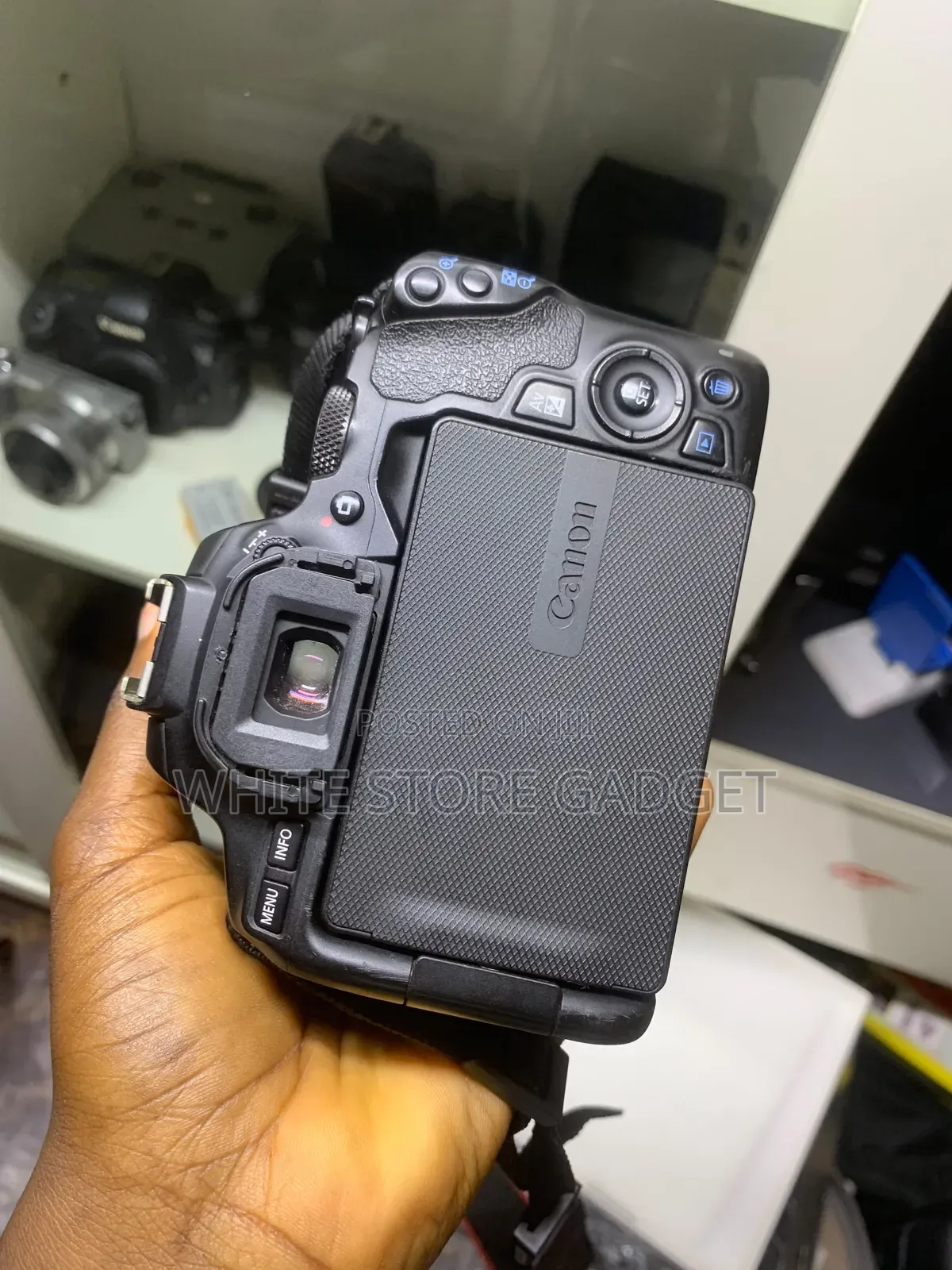 Canon Eos 250d