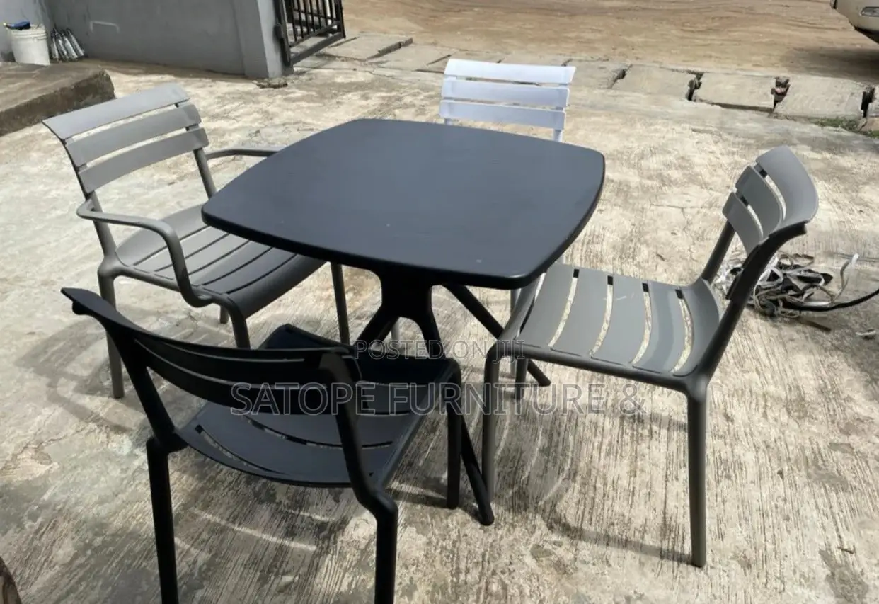High Quality Restaurant Chair and Table
