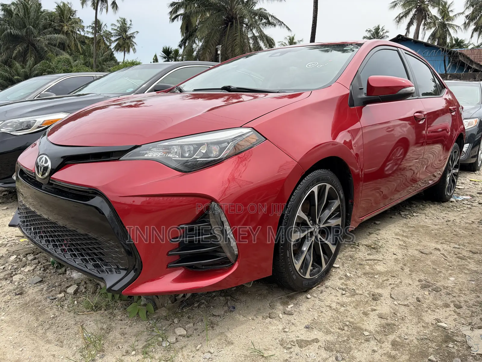 Toyota Corolla XSE 4dr Sedan (1.8L 4cyl CVT) 2017 Red