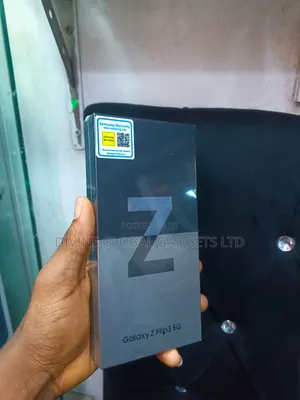 New Samsung Galaxy Z Flip3 5G 256 GB Black