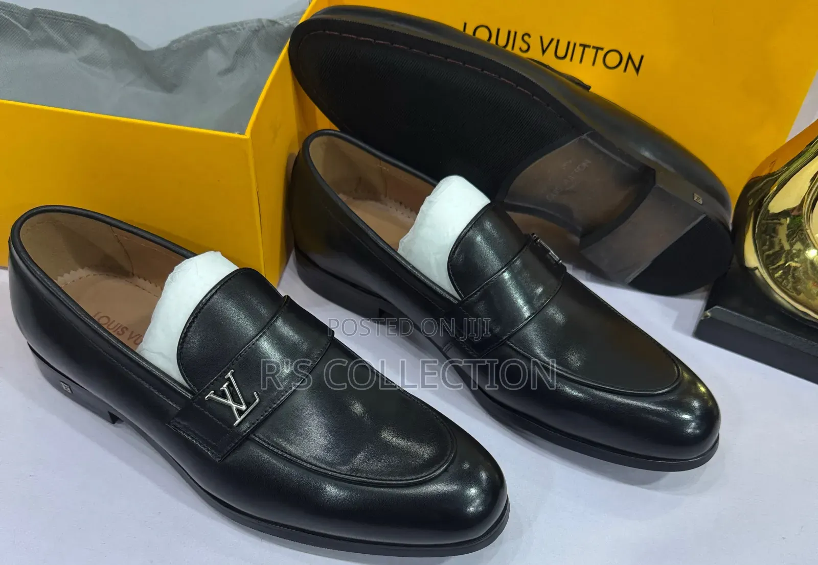 Original Luxury Italian Salvatore Ferragamo Shoe