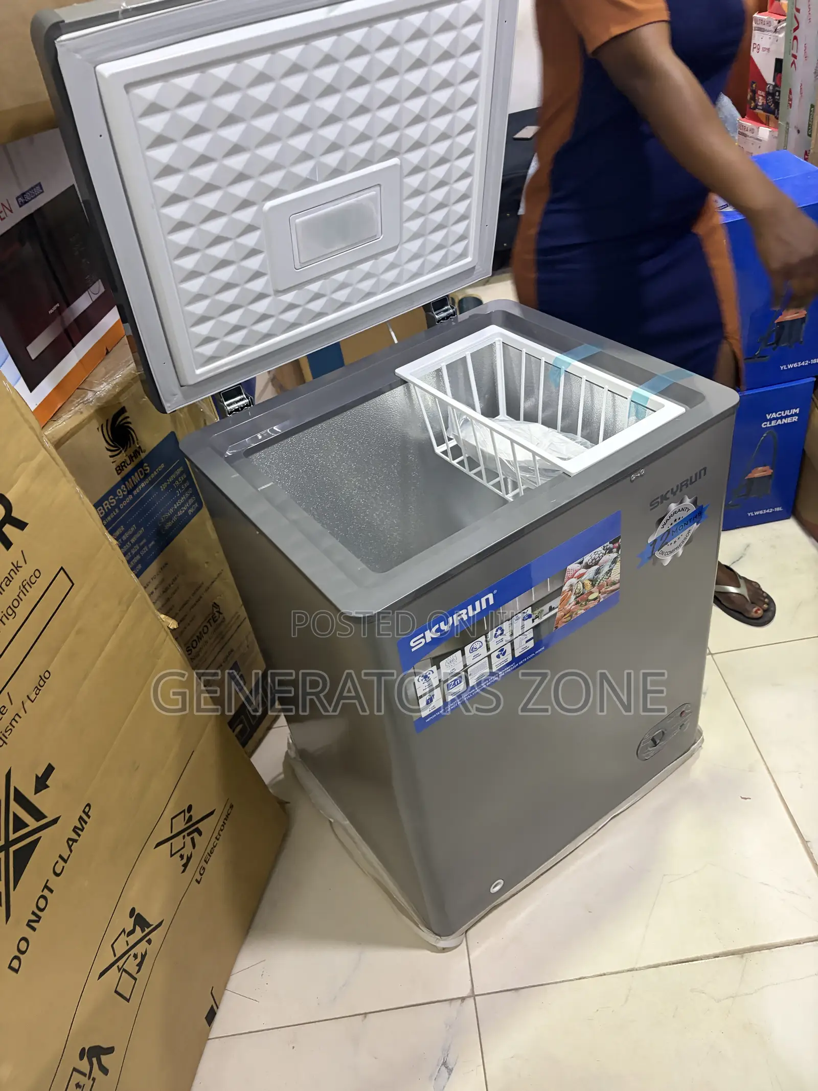 Skyrun BD-100HW 100L Chest Freezer for Student Accommodation