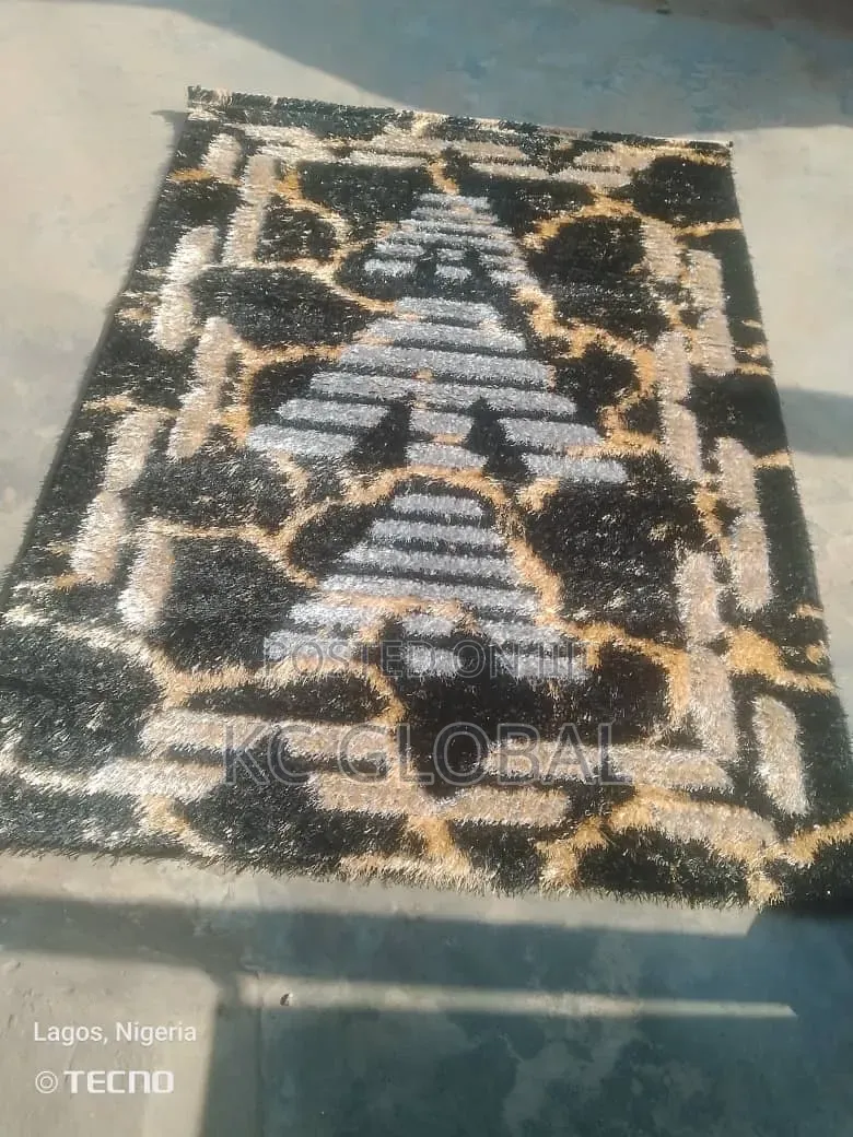 Shaggy Quality Center Rug 4/6