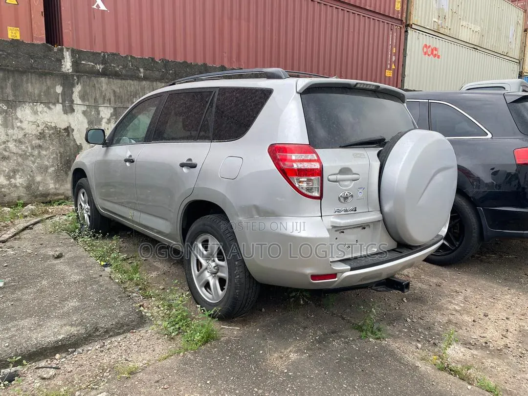 Toyota RAV4 2.5 2012 Silver