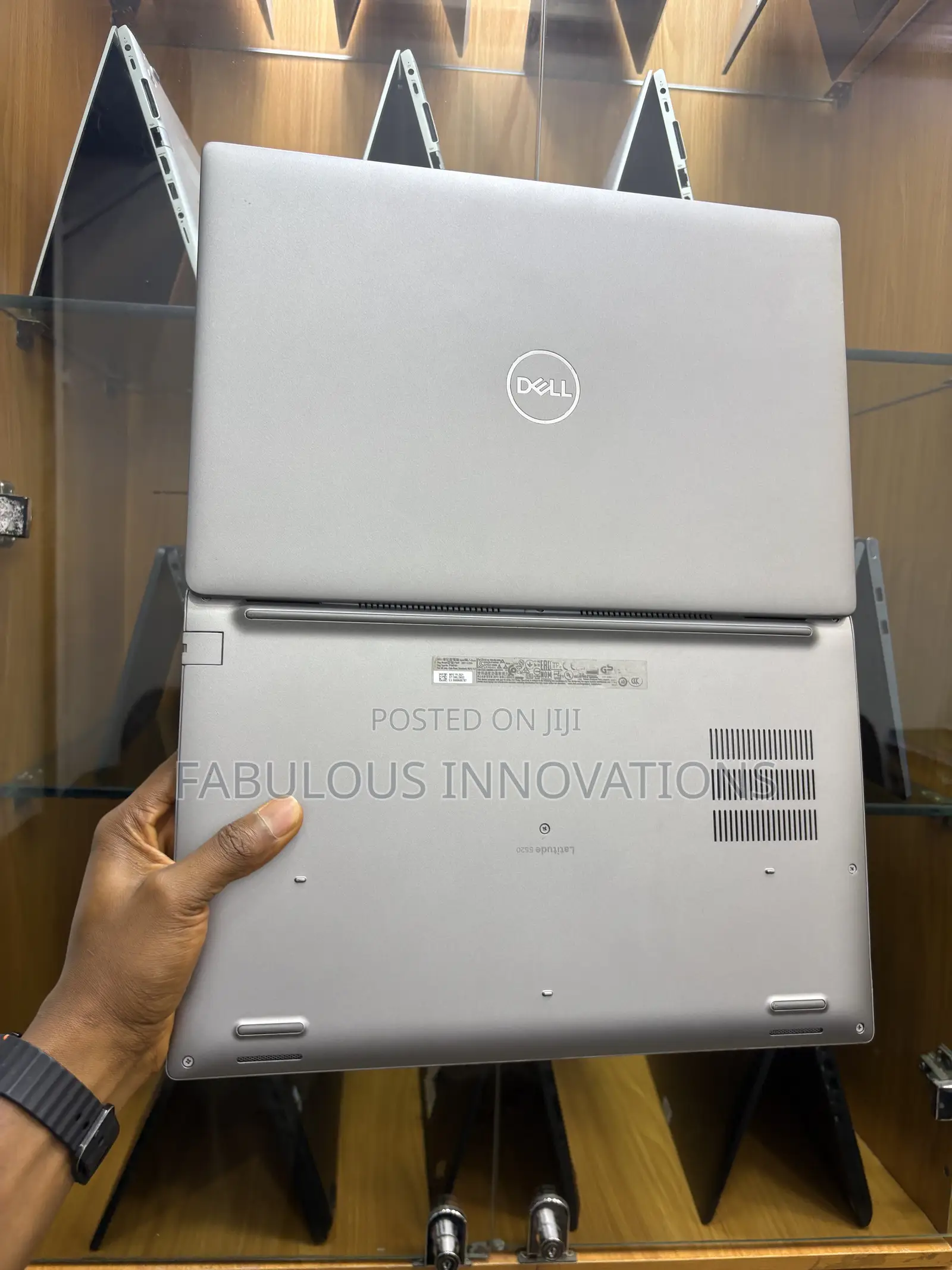Laptop Dell Latitude 5520 16GB Intel Core i7 SSD 256GB