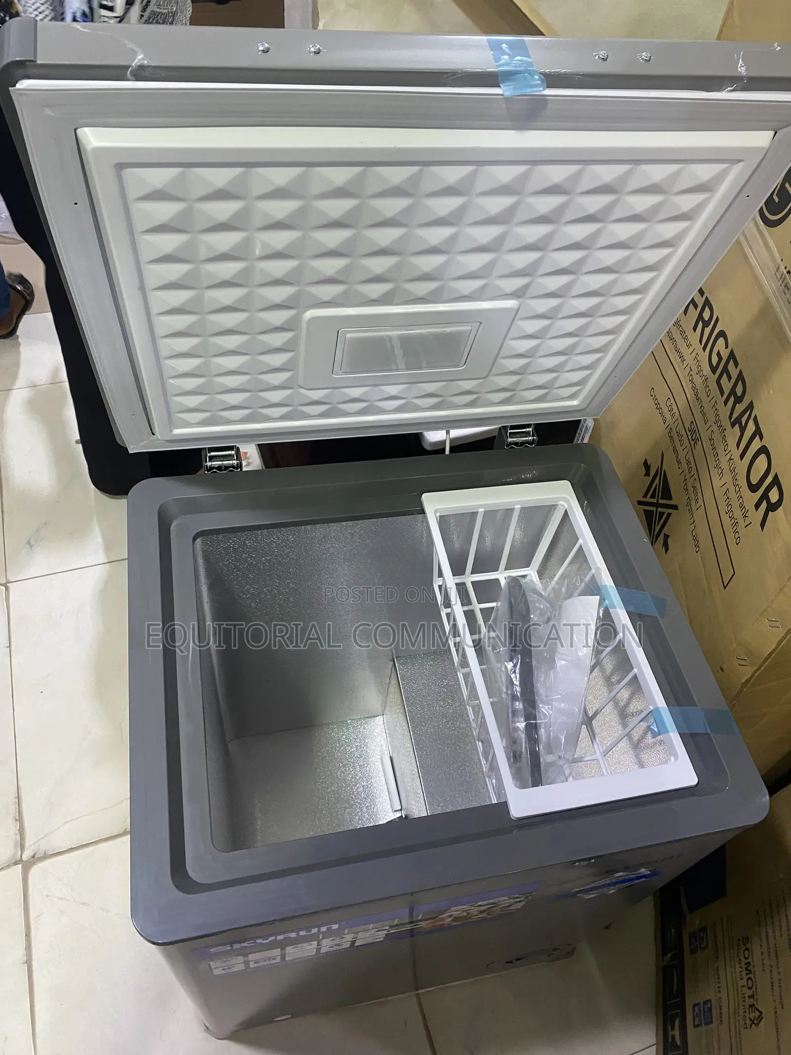 SKYRUN BD-100HNW 100L Freezer With Super-Freezing Function
