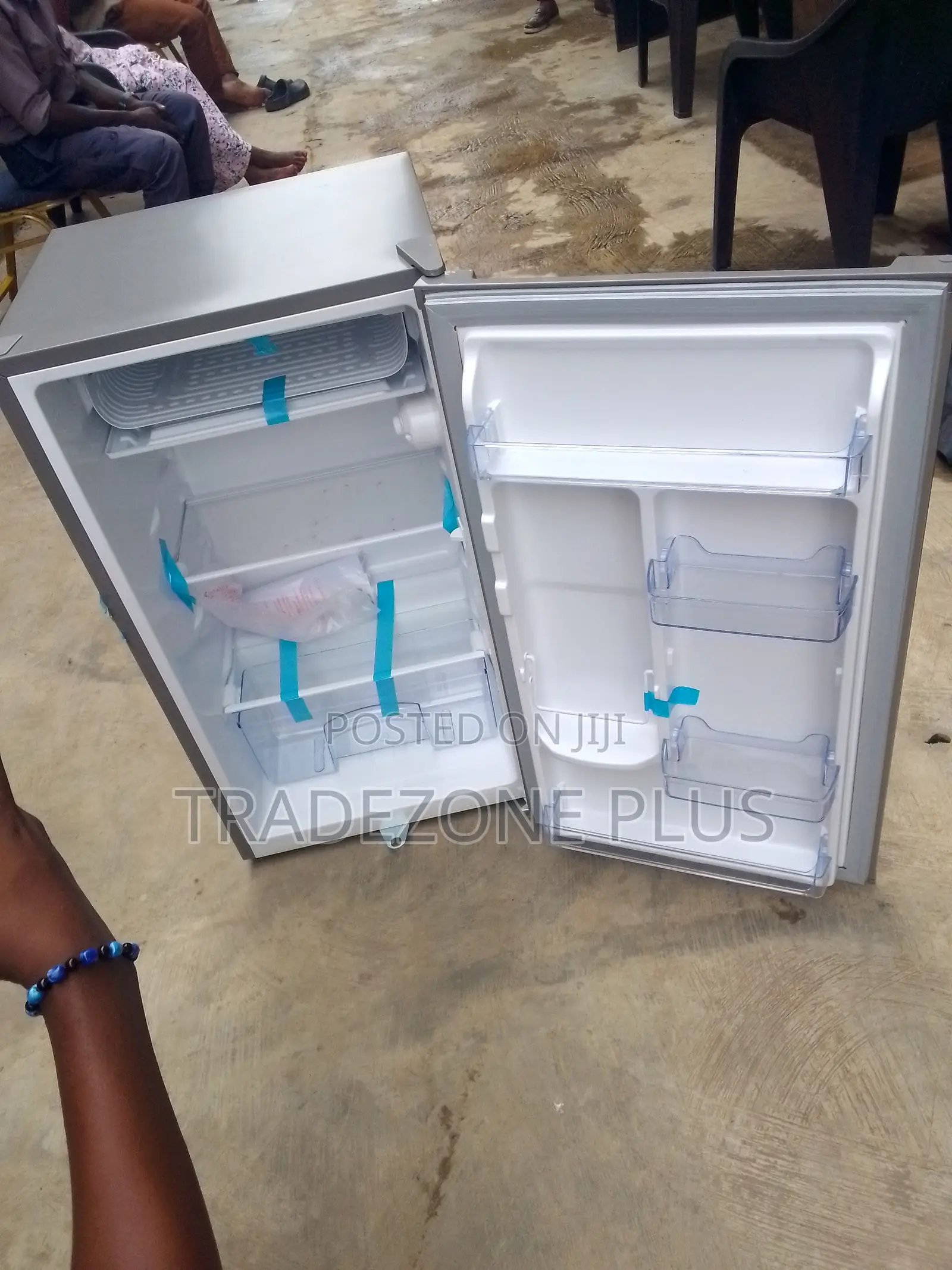 Bruhm 93L Fridge for Convenient Food Storage