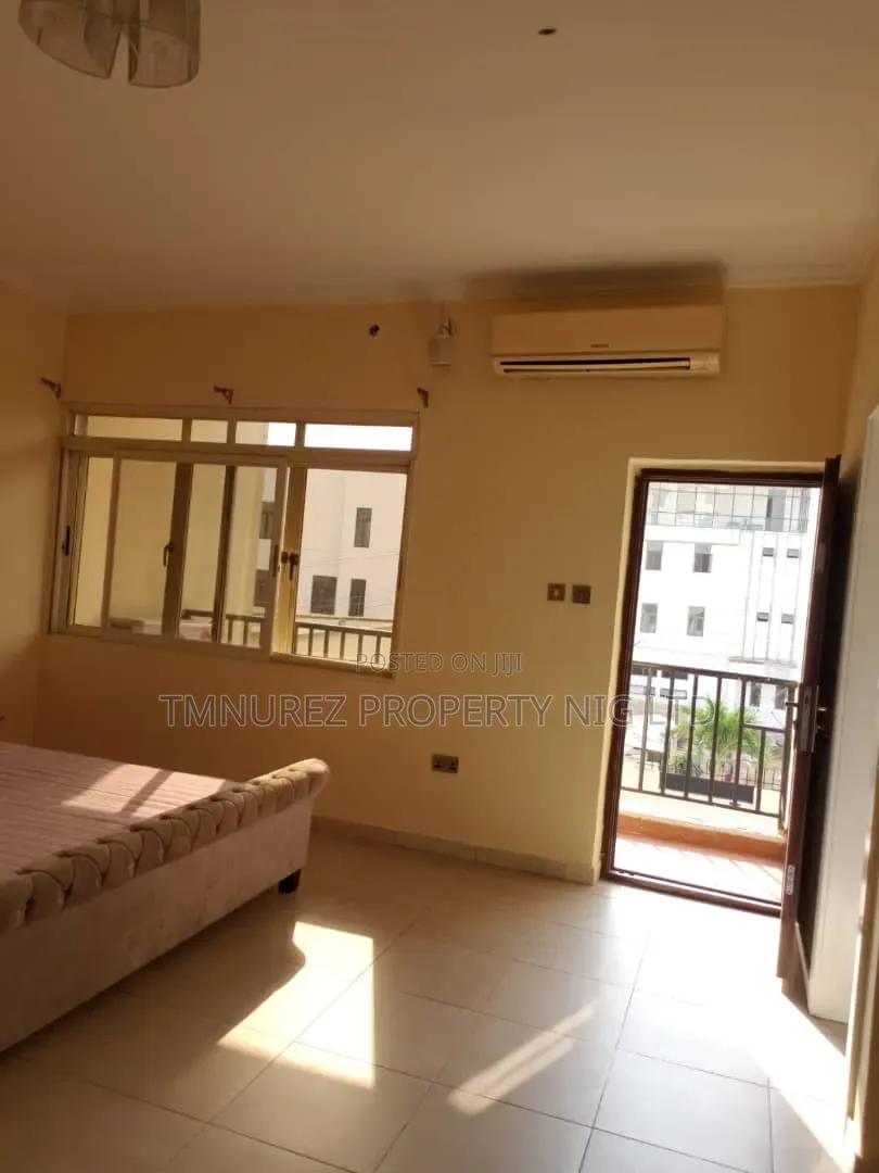 4bdrm Duplex in Parkview Estate for rent