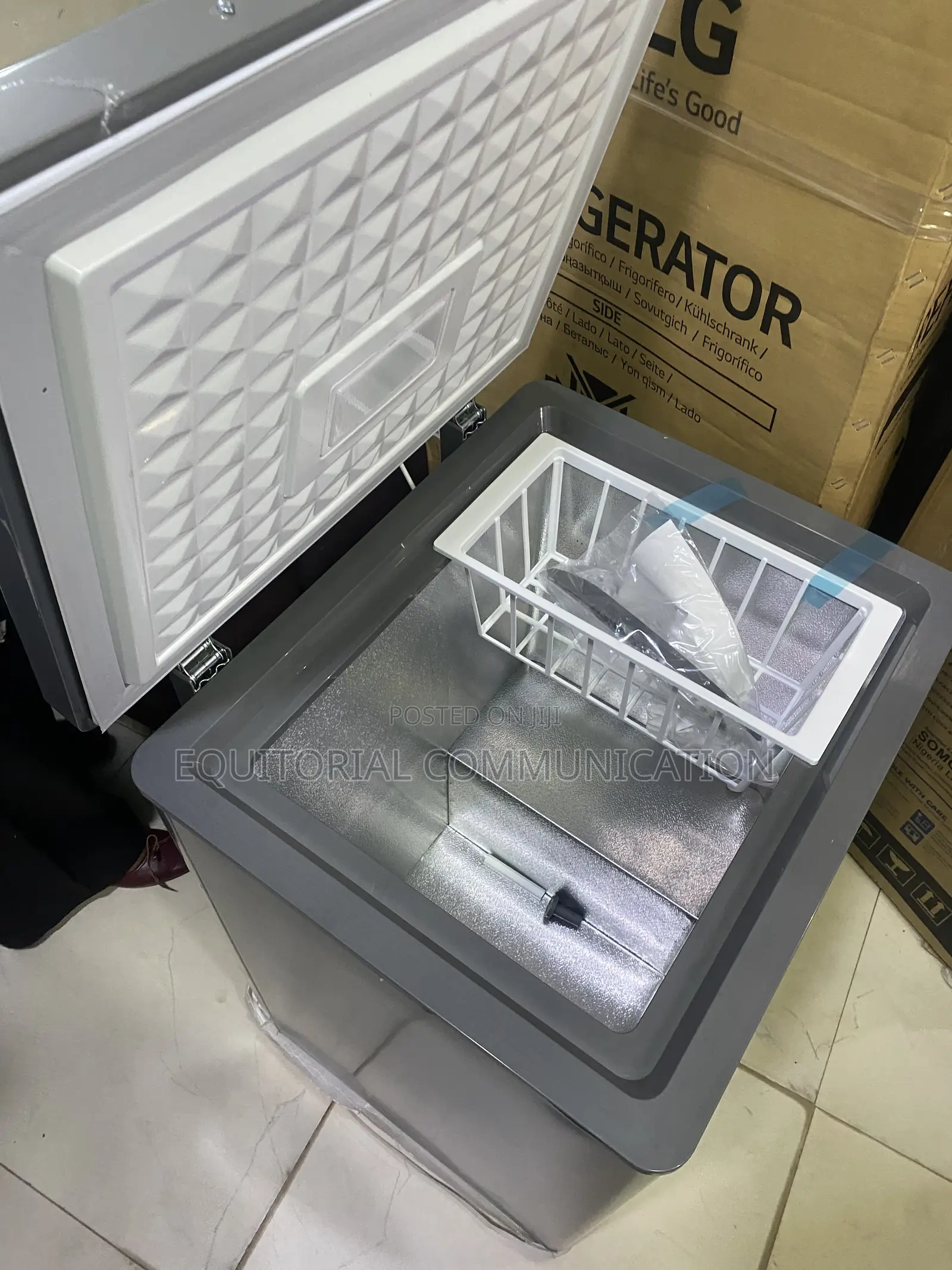 SKYRUN BD-100HNW 100L Space-Saving Chest Deep Freezer