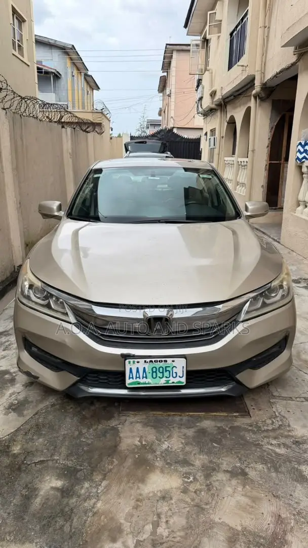 Honda Accord 2016 Gold