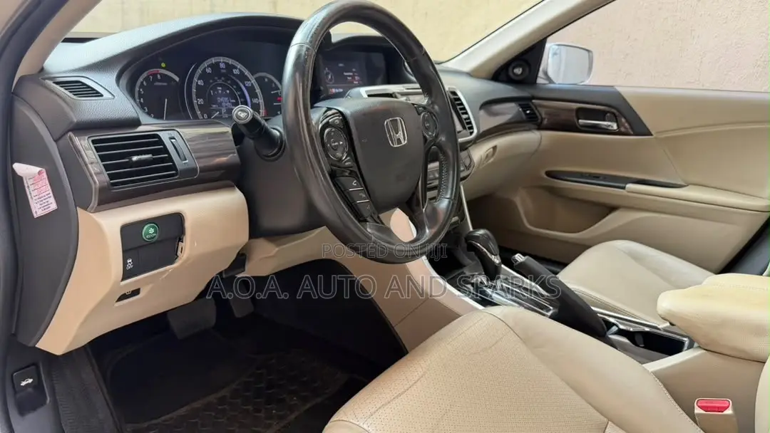Honda Accord 2016 Gold