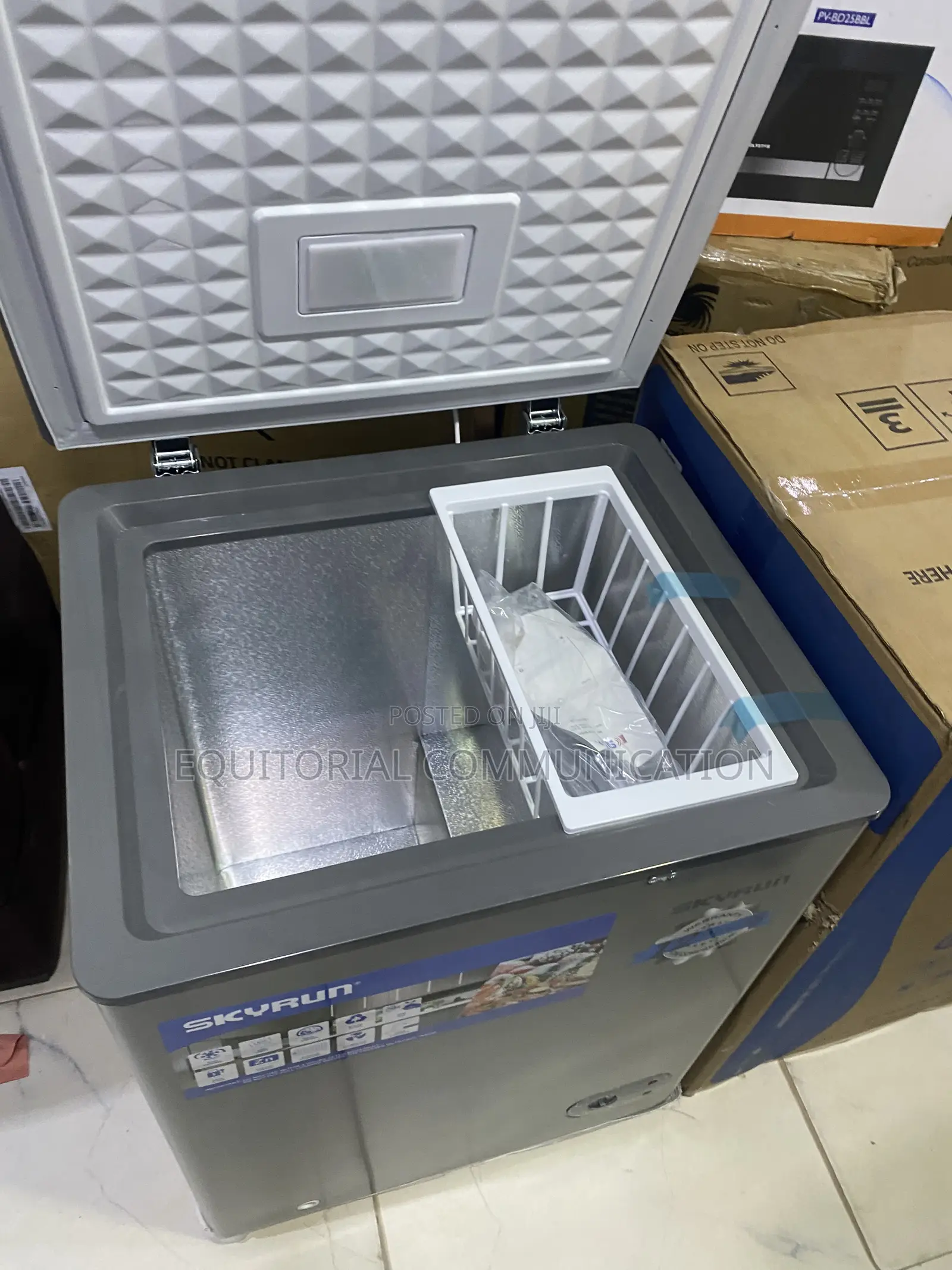 Skyrun Compact 100L Freezer for Meat and Poultry