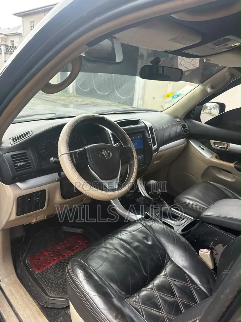 Toyota Land Cruiser Prado 2008 Black