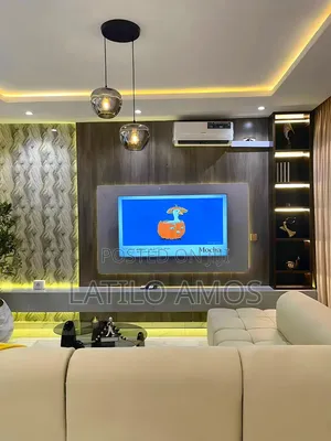 Minimalist 1-Bedroom Luxury Apartment