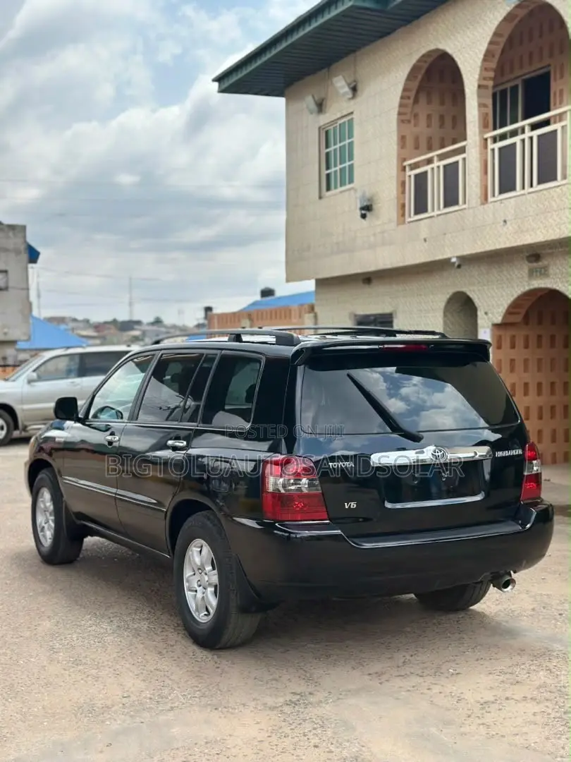 Toyota Highlander Limited V6 2005 Black