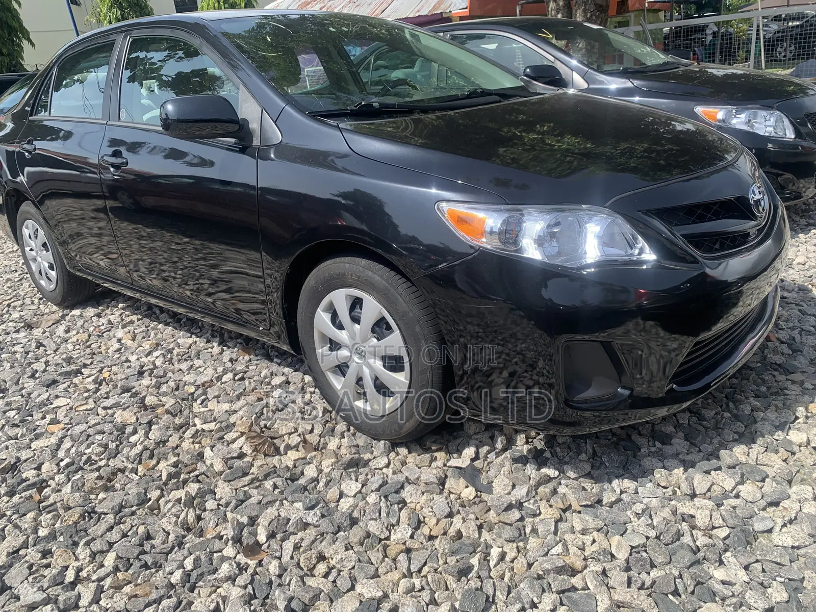 Toyota Corolla LE Special Edition 4dr Sedan (1.8L 4cyl 4A) 2013 Black