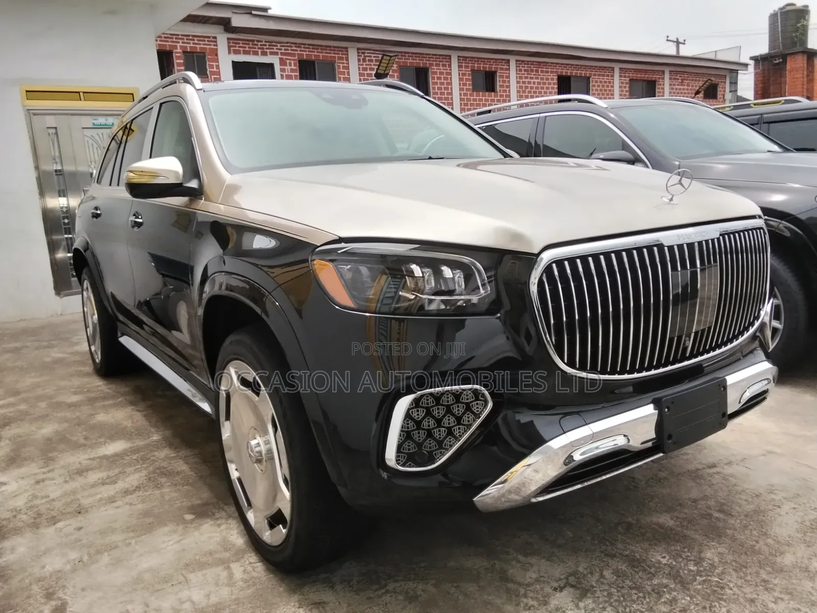 Mercedes-Benz Maybach GLS GLS 600 AWD 2024 Gold