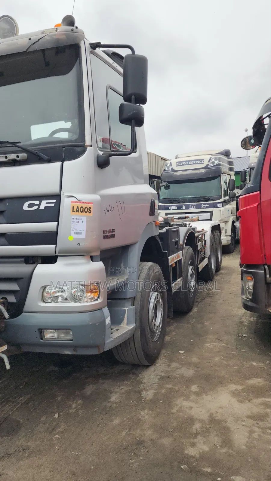 Super Clean High Grade 12 Tires DAF 85 Cf Heavy Duty Truck