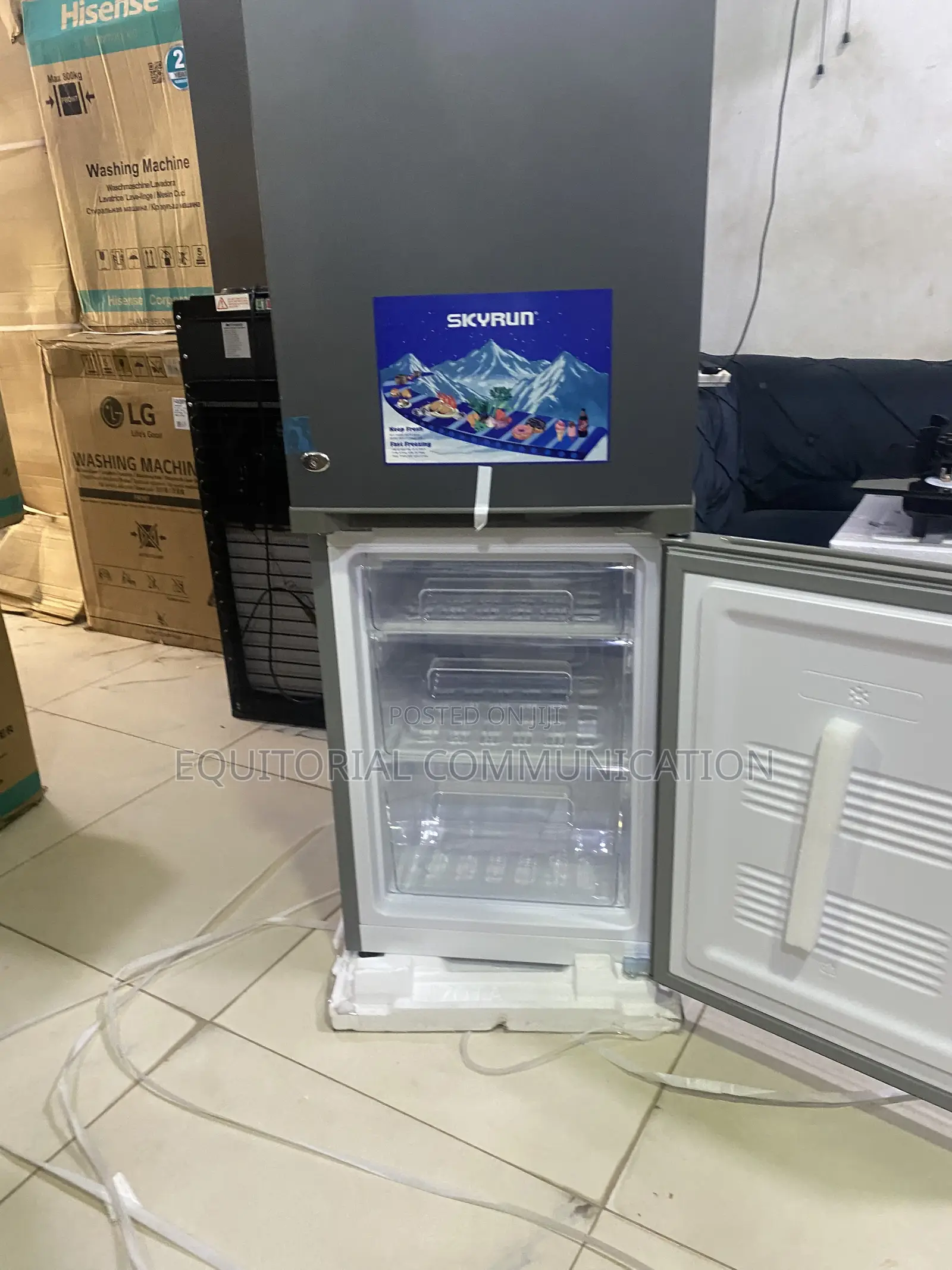 Skyrun 170L Fridge With Easy-Access Refrigerator Compartment