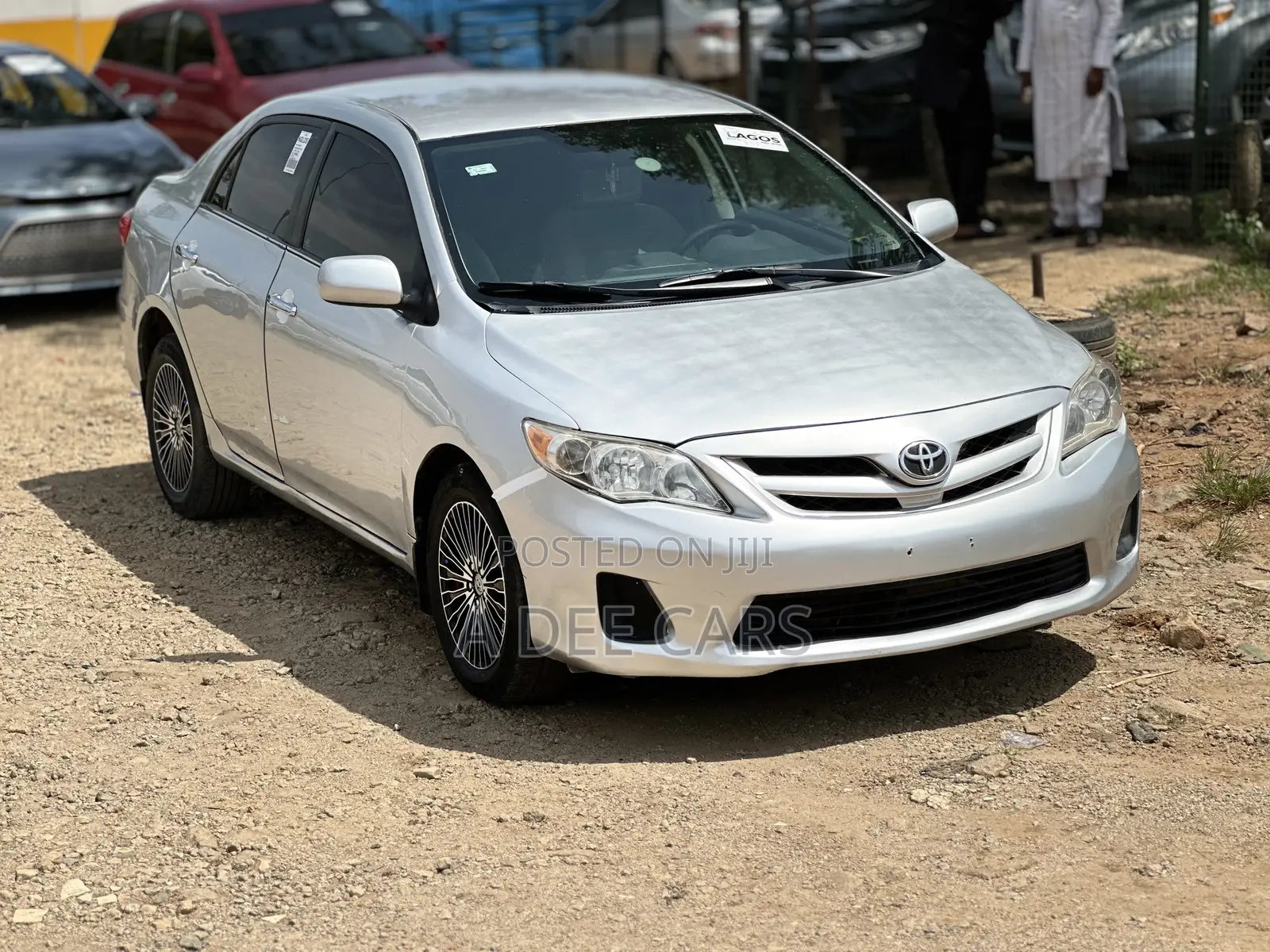 Toyota Corolla LE Special Edition 4dr Sedan (1.8L 4cyl 4A) 2013 Silver
