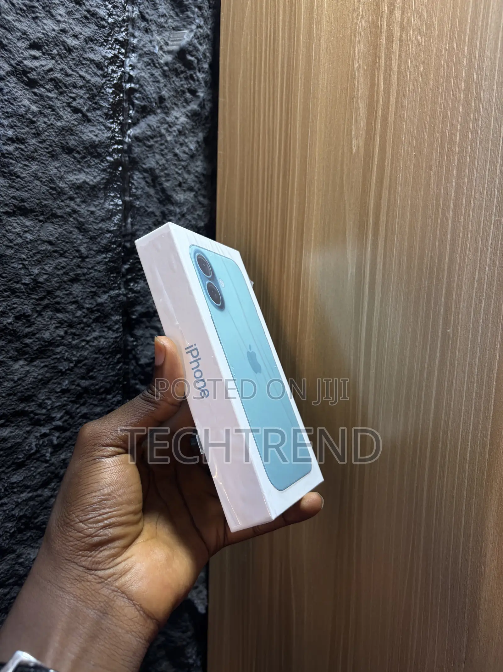 New Apple iPhone 16 128 GB