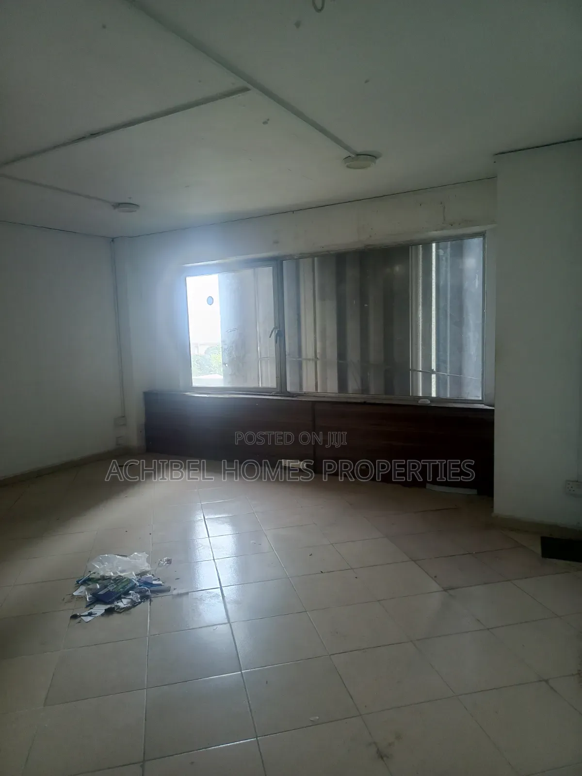 An 80 Square Meter Office Space