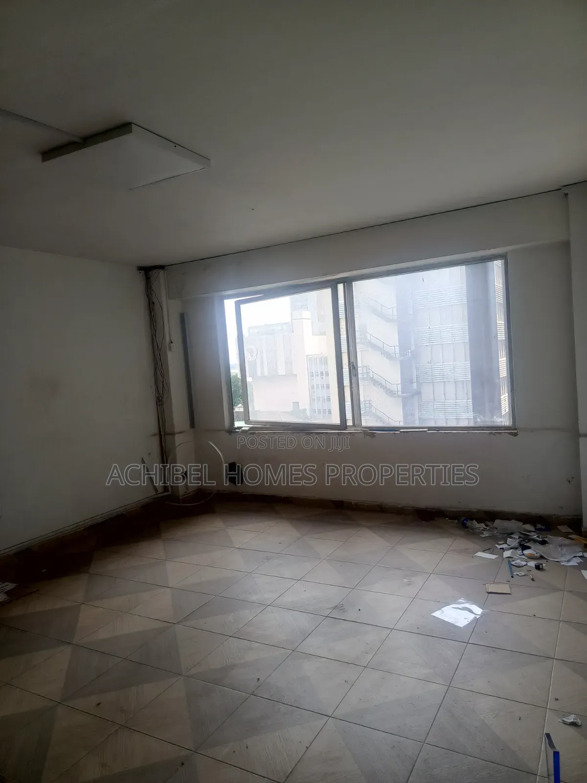 An 80 Square Meter Office Space