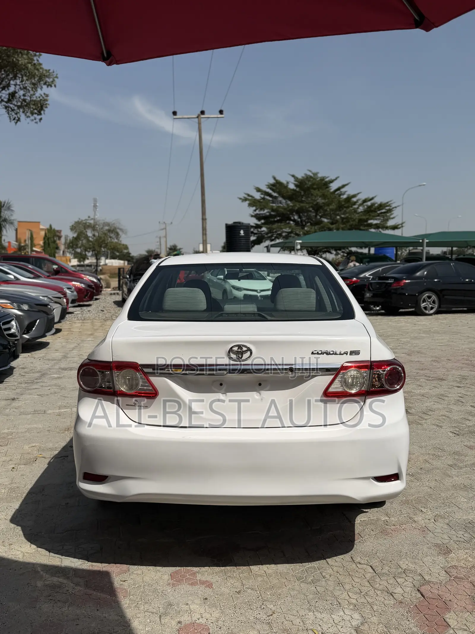 Toyota Corolla 2011 White