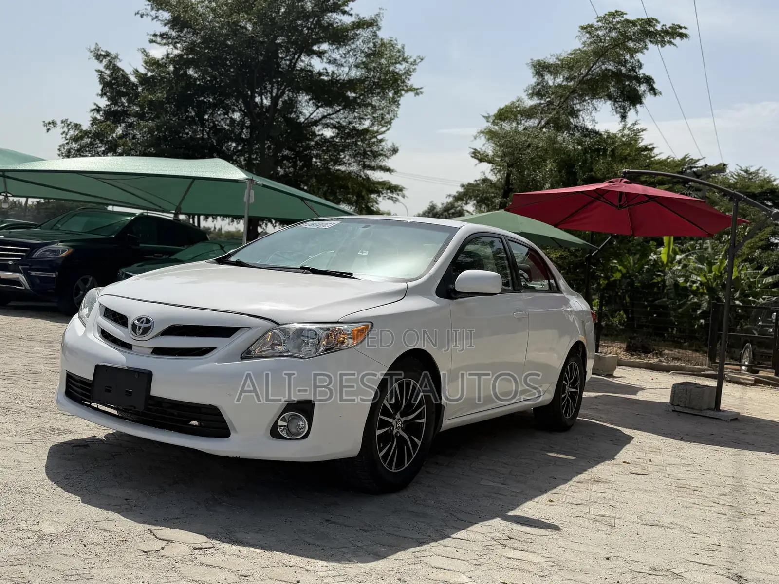 Toyota Corolla 2011 White