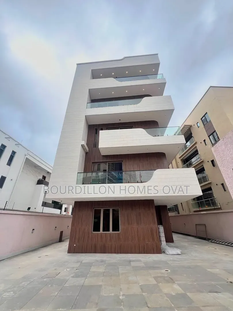 3bdrm Maisonette in Old Ikoyi Lagos for rent