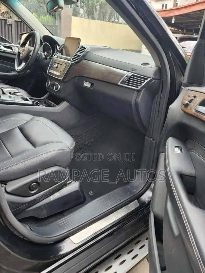 Mercedes-Benz M Class 2013 Black
