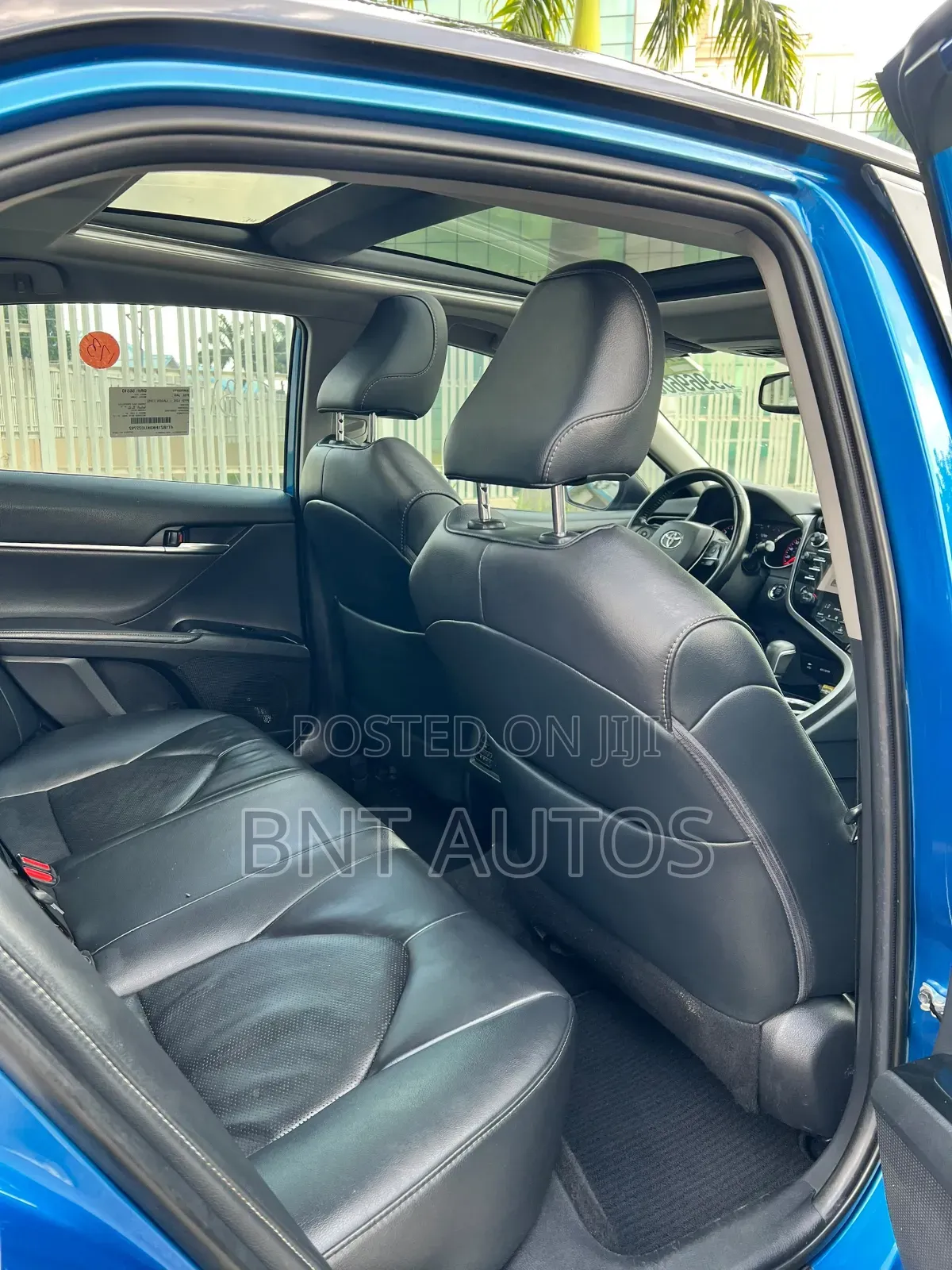 Toyota Camry XSE V6 (3.5L V6 8A) 2019 Blue