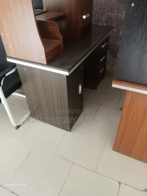 Office Executive Table 1.4 Meter