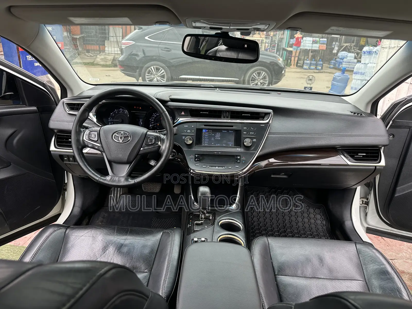 Toyota Avalon Limited 4dr Sedan (3.5L 6cyl 6A) 2014 White
