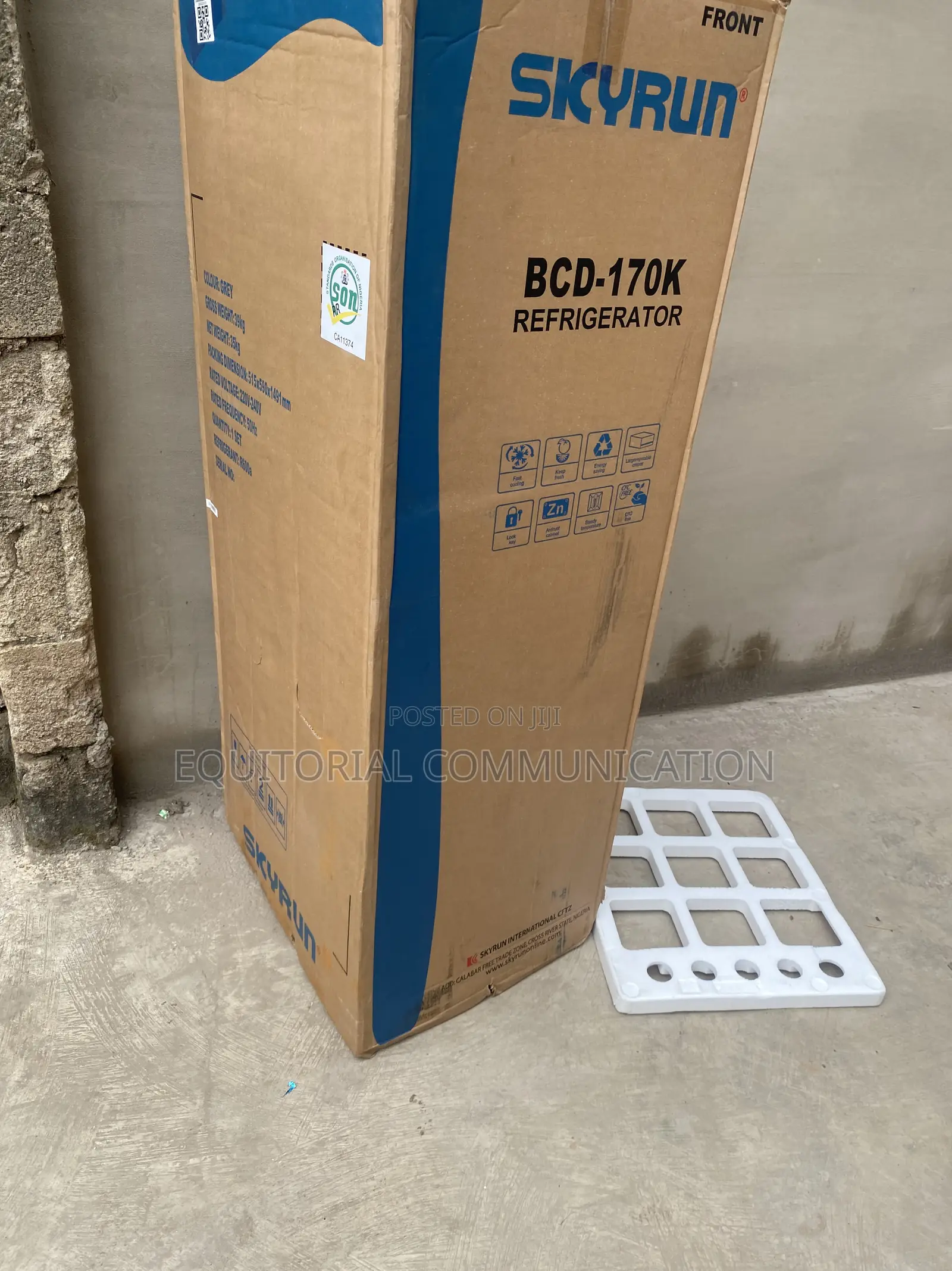 SKYRUN 170L Bottom Freezer Fridge for Convenient Food Access