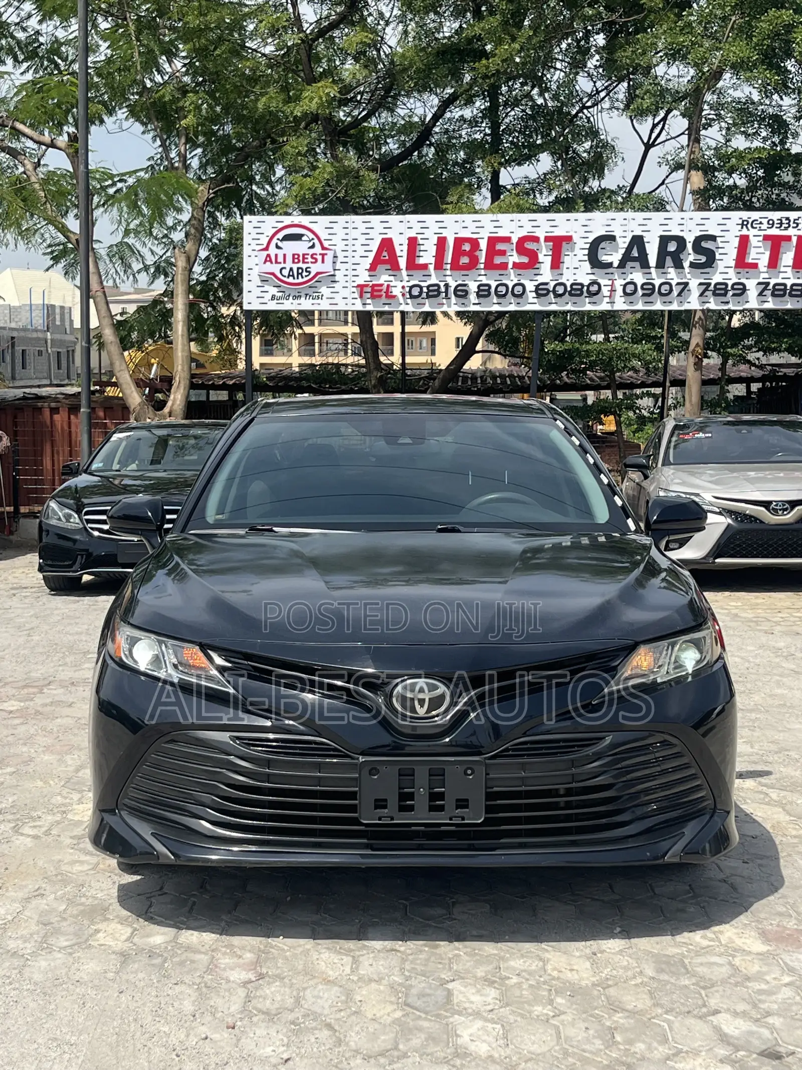 Toyota Camry LE FWD (2.5L 4cyl 8AM) 2018 Black