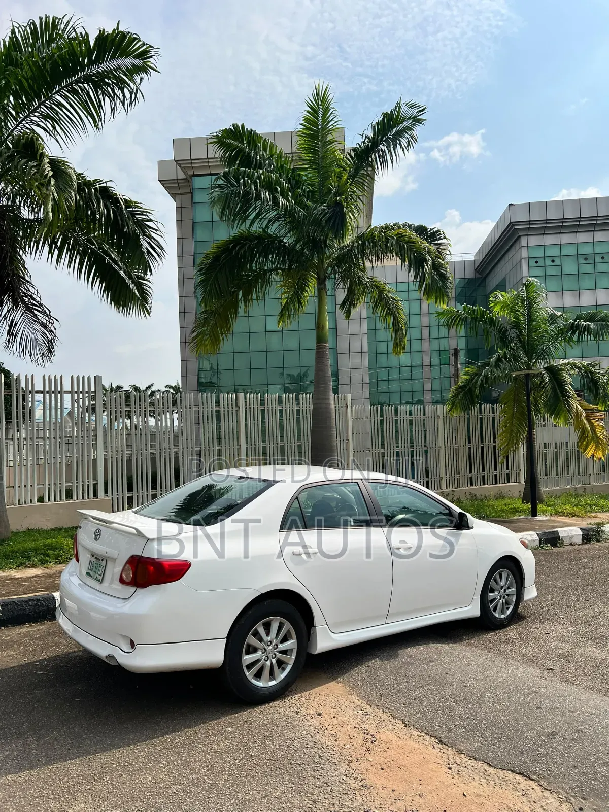 Toyota Corolla S 4dr Sedan (1.8L 4cyl 4A) 2009 White